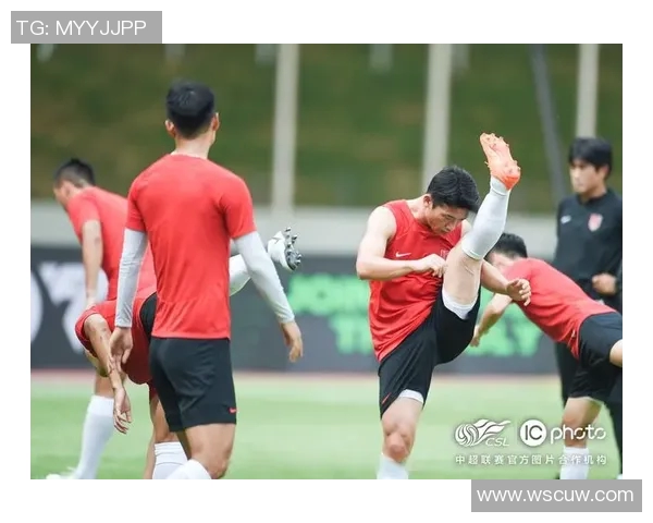 艾克森精彩点射助力球队战胜成都蓉城展现强大实力 艾克森精彩点射助力球队战胜成都蓉城展现强大实力