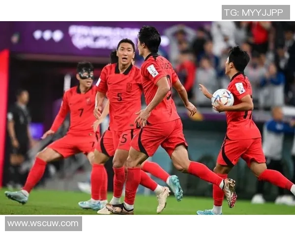 余望头球攻门展现绝佳技术助力球队逆转局势 余望头球攻门展现绝佳技术助力球队逆转局势